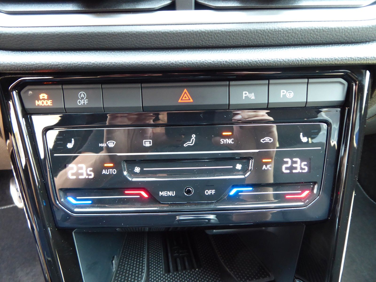 T-Roc R Line/ AHK/LED/NAVI